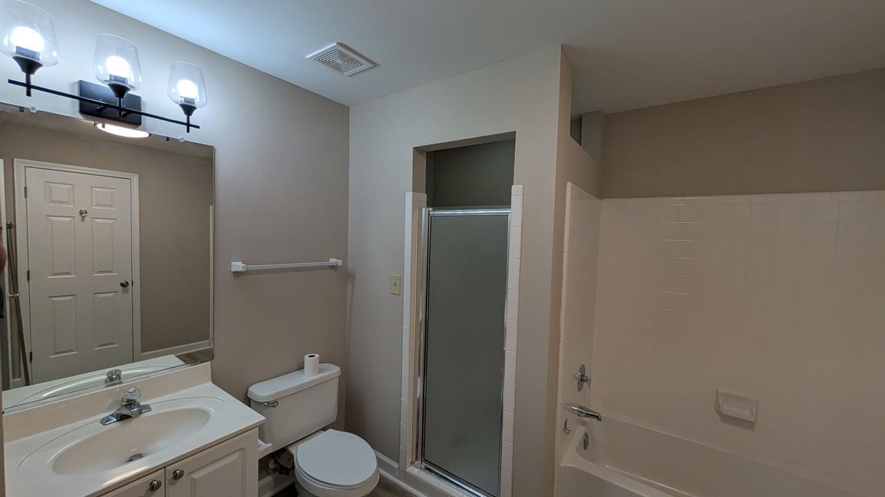 107 Pier 33 Dr #108 - Photo 6 of 17