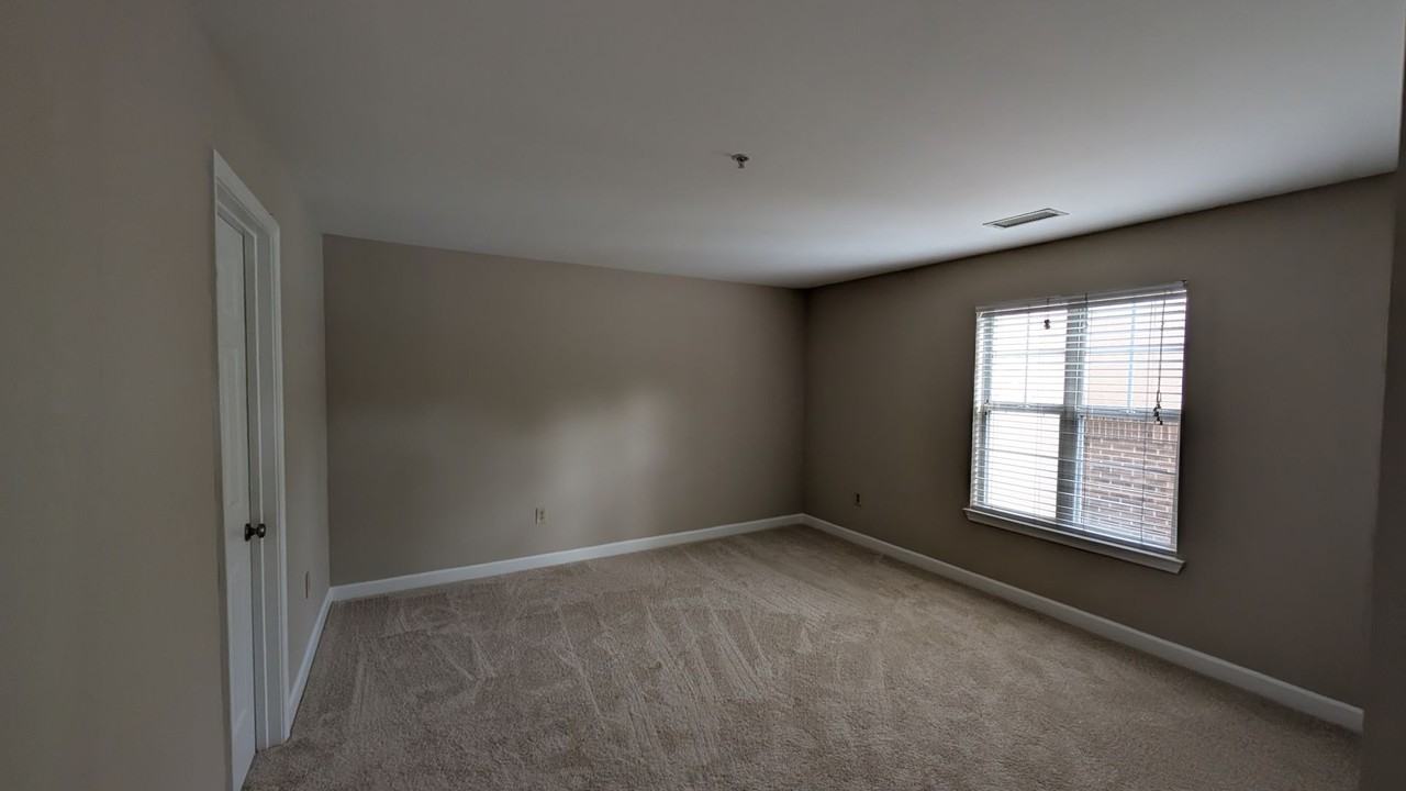 107 Pier 33 Dr #108 - Photo 7 of 17