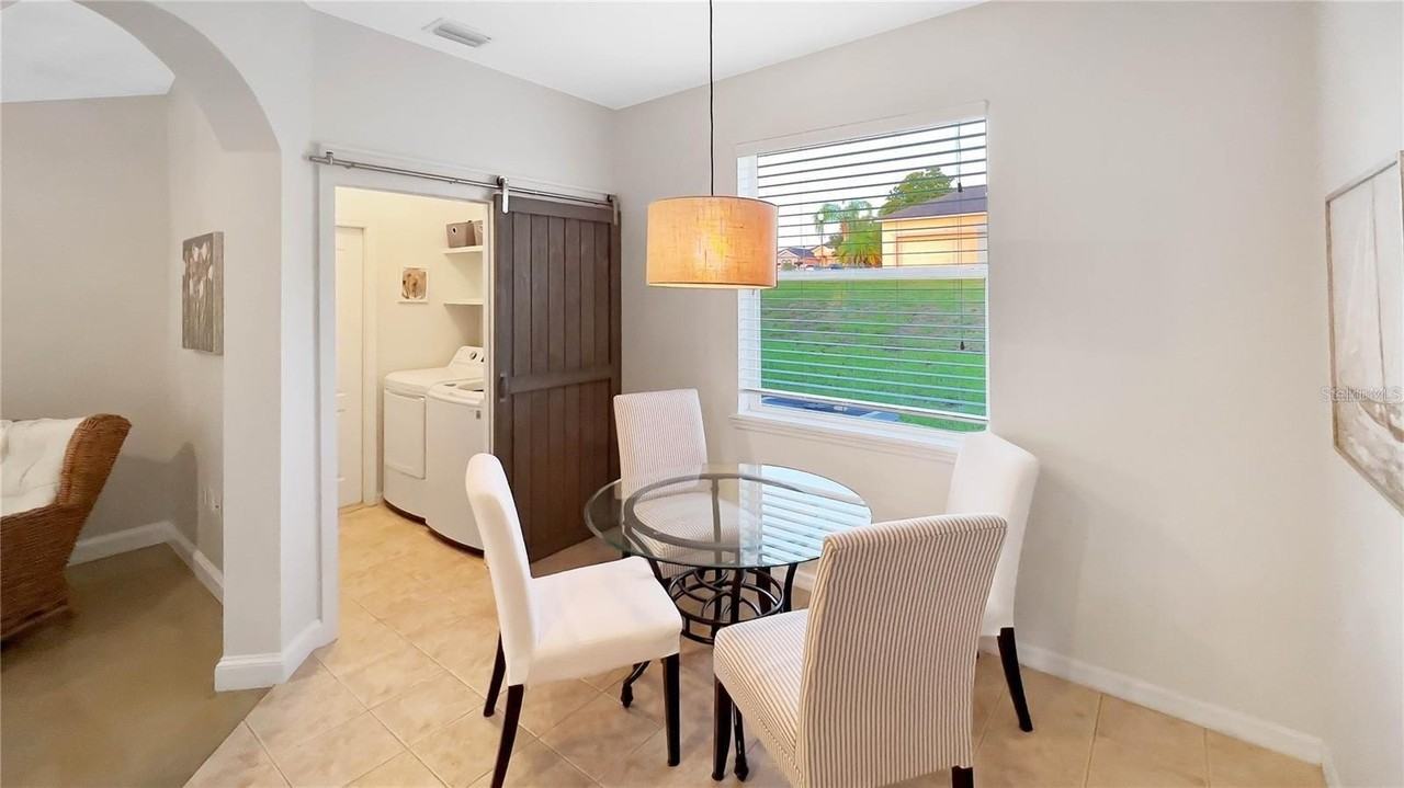 230 Captain Hook Way - Photo 7 of 32