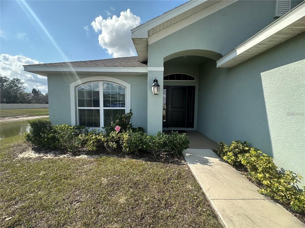 904 Vienna Drive - Photo 3 of 28