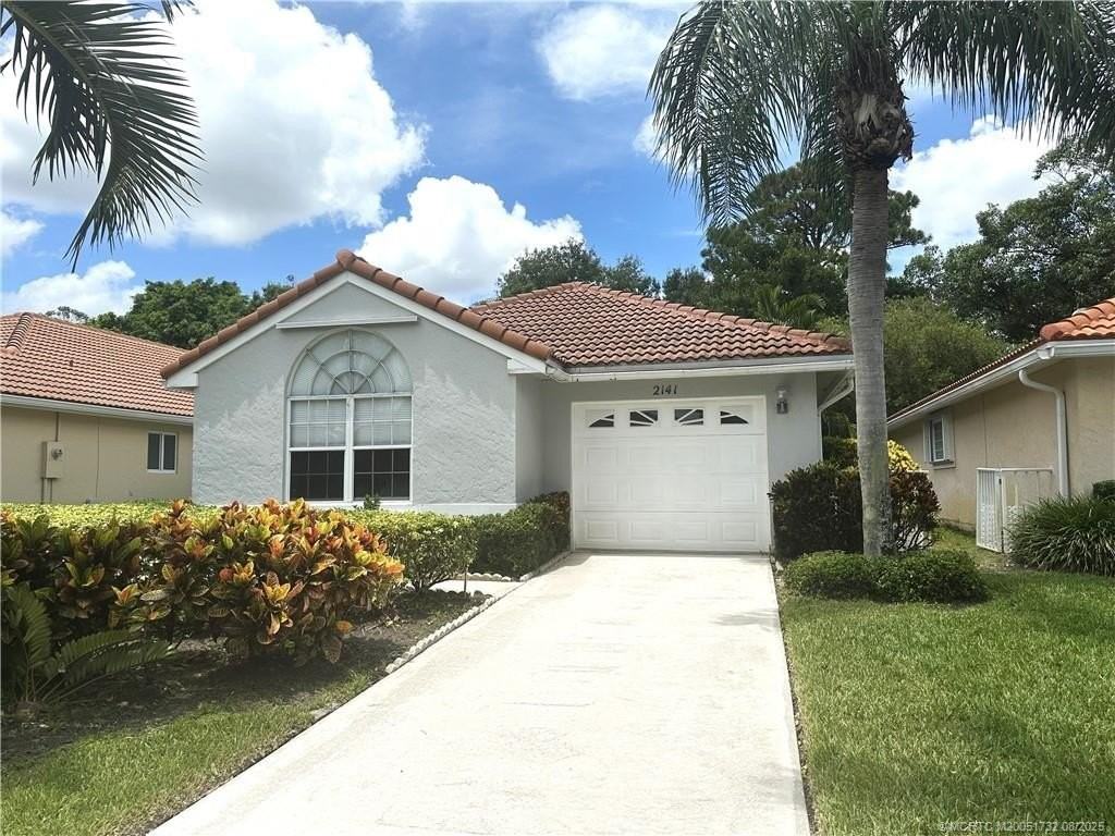 2141 Sw Olympic Club Ter - Photo 4 of 29