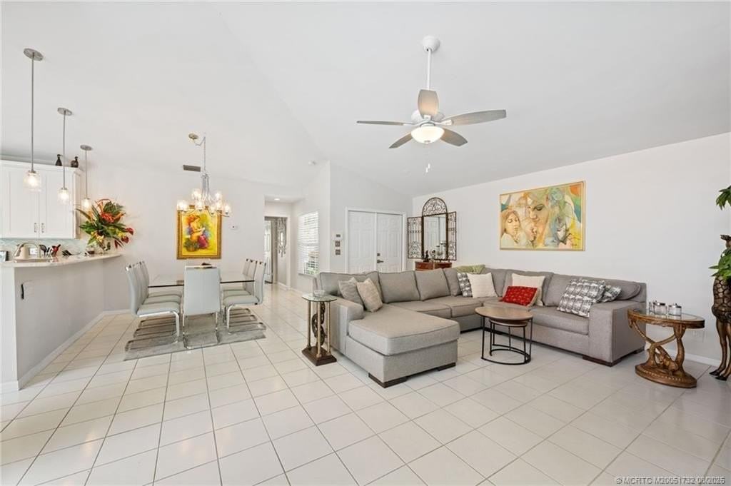 2141 Sw Olympic Club Ter - Photo 7 of 29