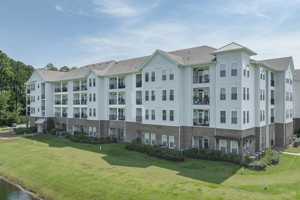 featured image of 1385 Classic Ct