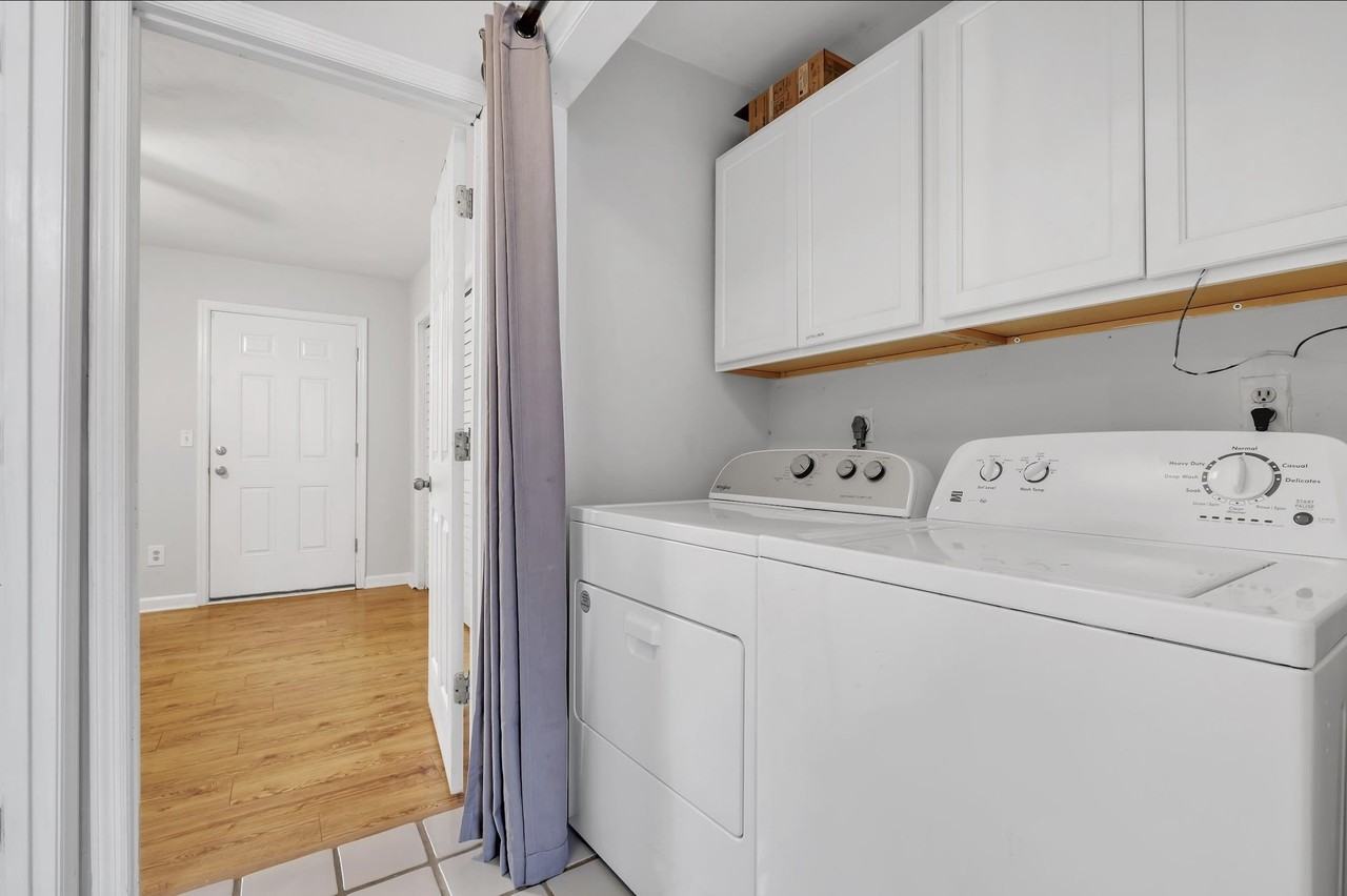 1816 Jackson Bluff Rd Apt F #F - Photo 7 of 21