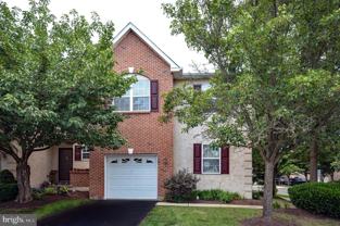 107 Riverside Dr - Photo 1 of 1