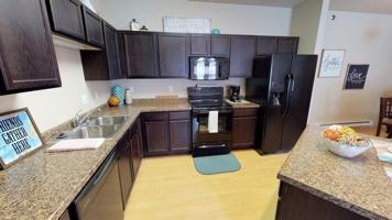 featured image of 3203 8th St Ne