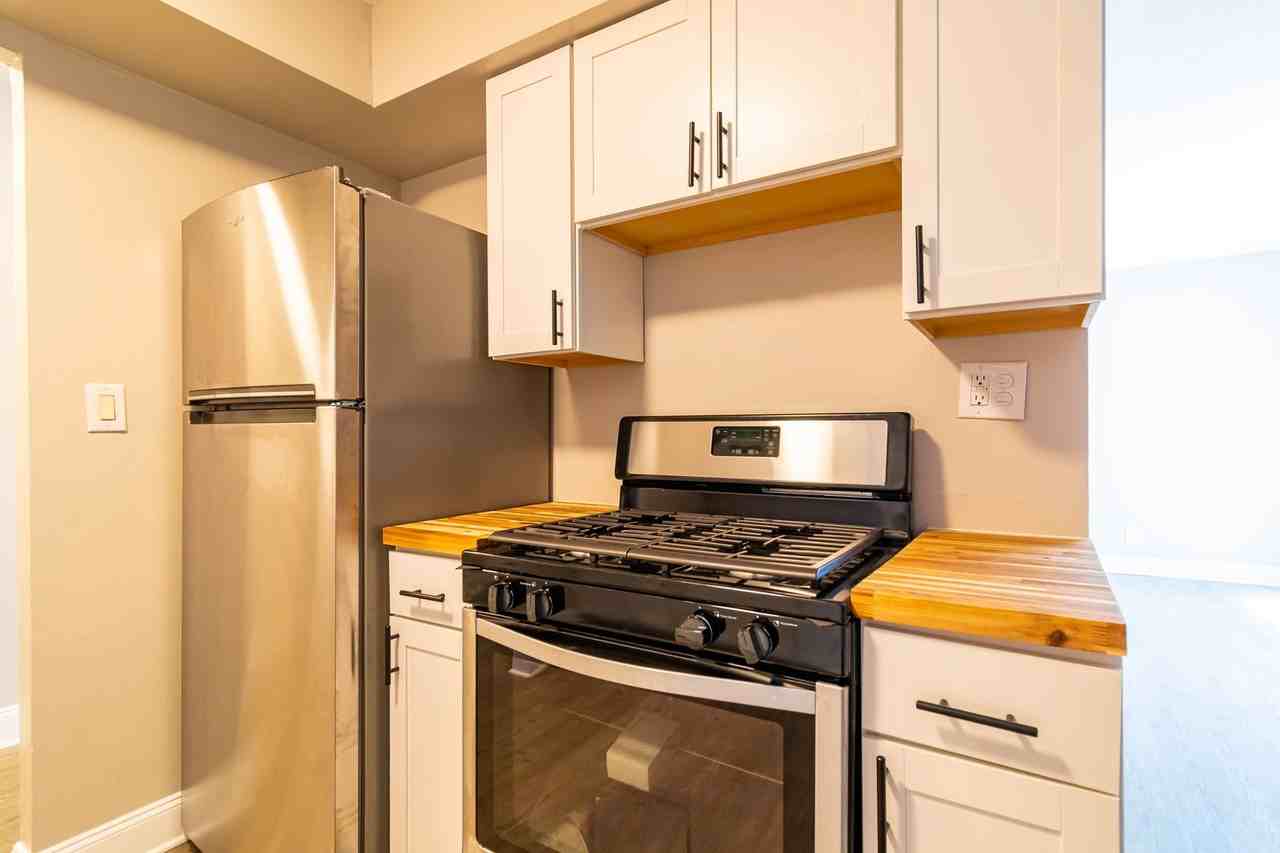 12530 Lake Avenue - Photo 4 of 28