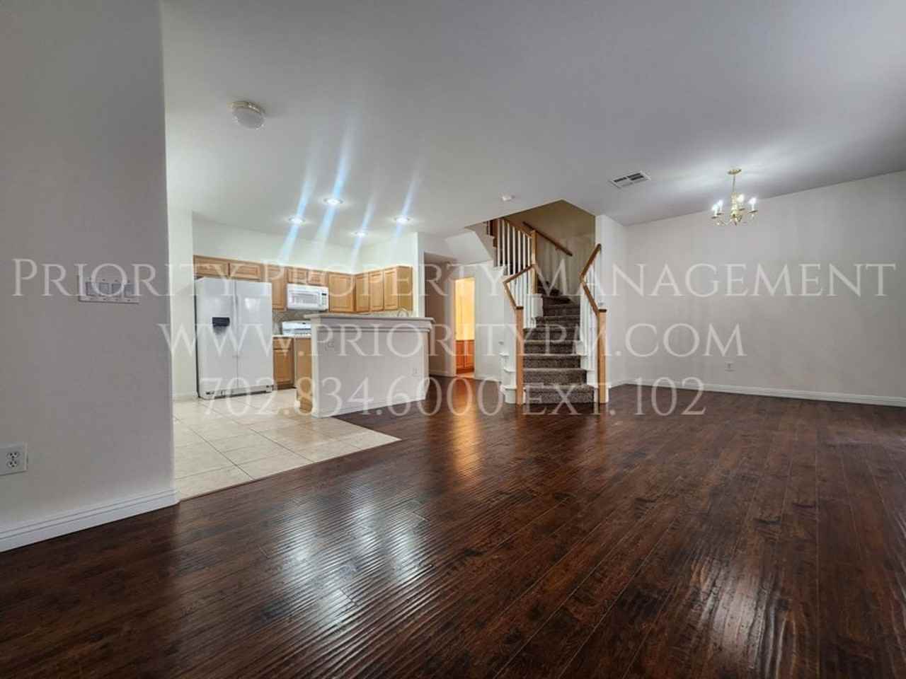 7127 Cabin Fever Street #102 - Photo 6 of 9