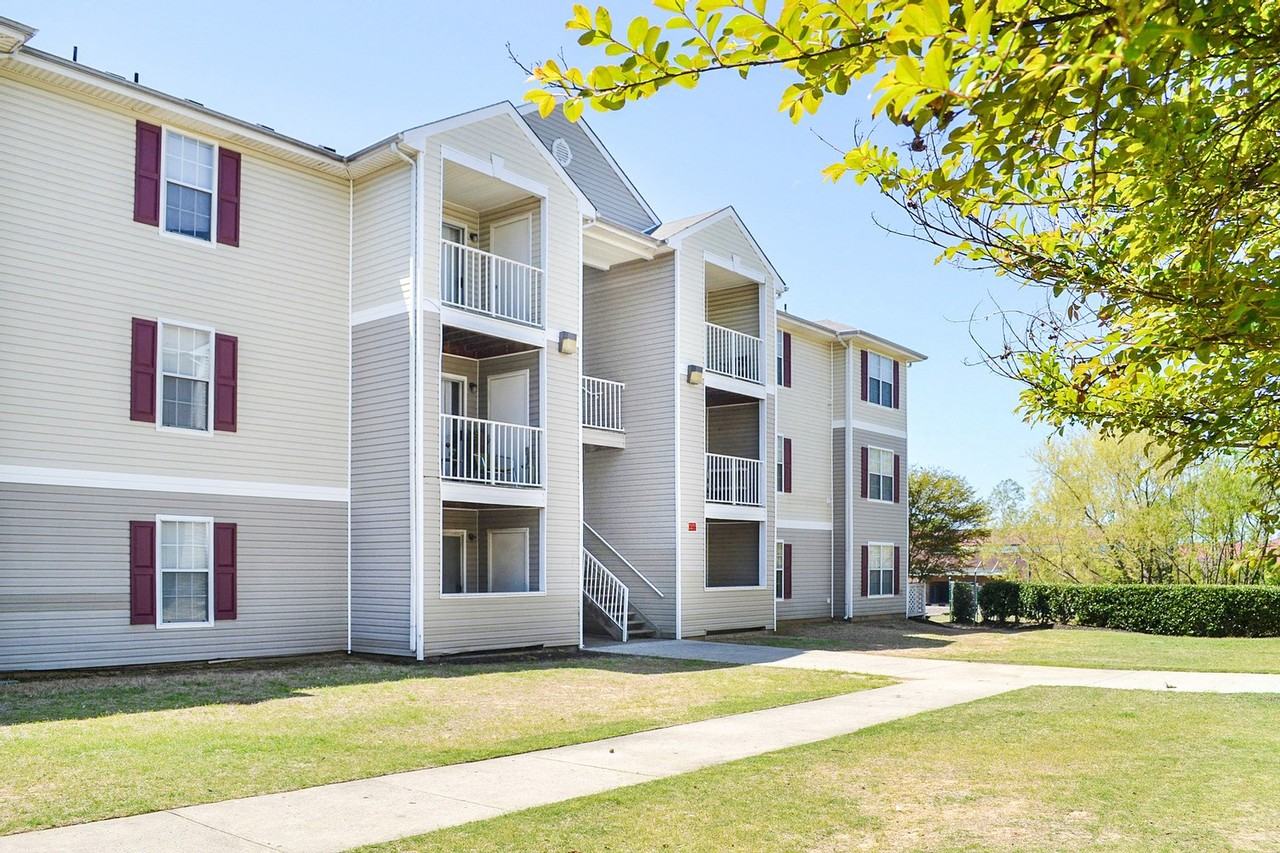 Autumn Ridge Apartments - Photo 7 of 85