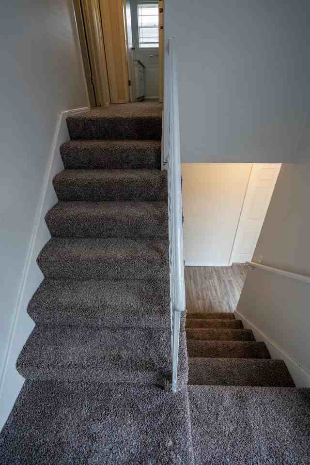 4707 Nw 63rd St - Photo 6 of 22