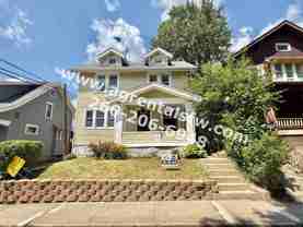 418 Rose Ln - Photo 1 of 1