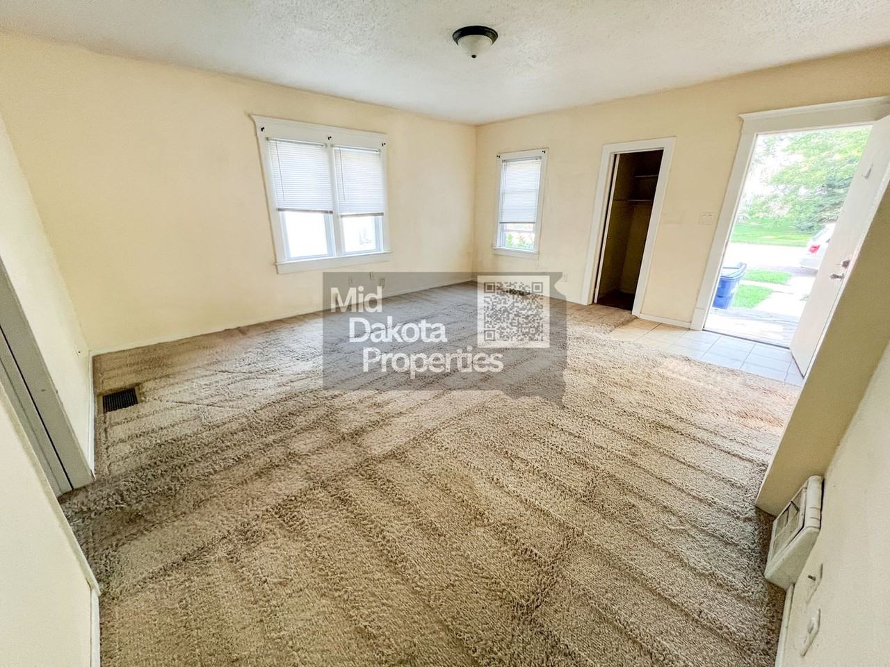 605 W 10th Ave - Photo 2 of 19