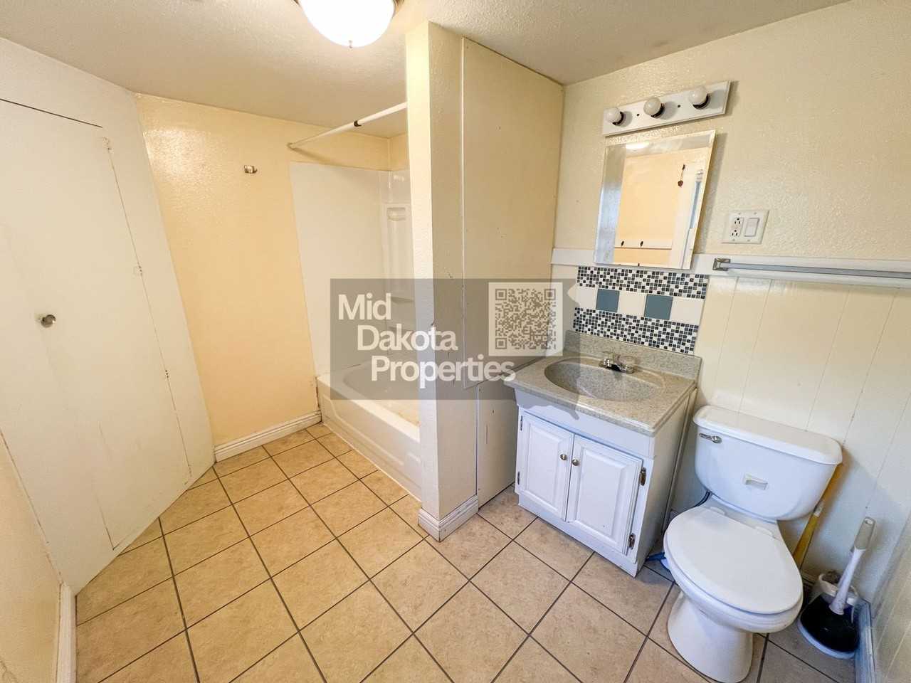 605 W 10th Ave - Photo 6 of 19