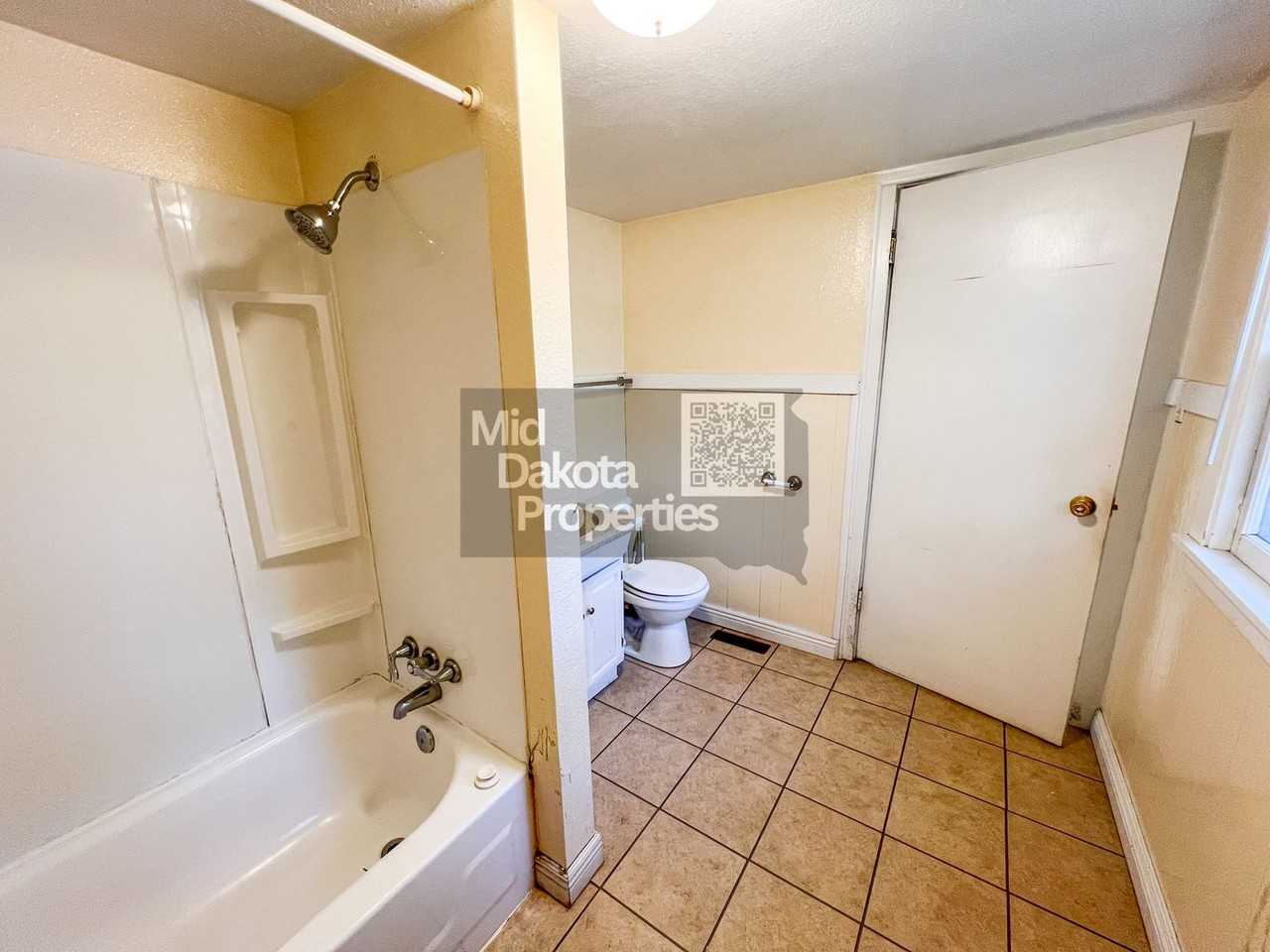 605 W 10th Ave - Photo 7 of 19