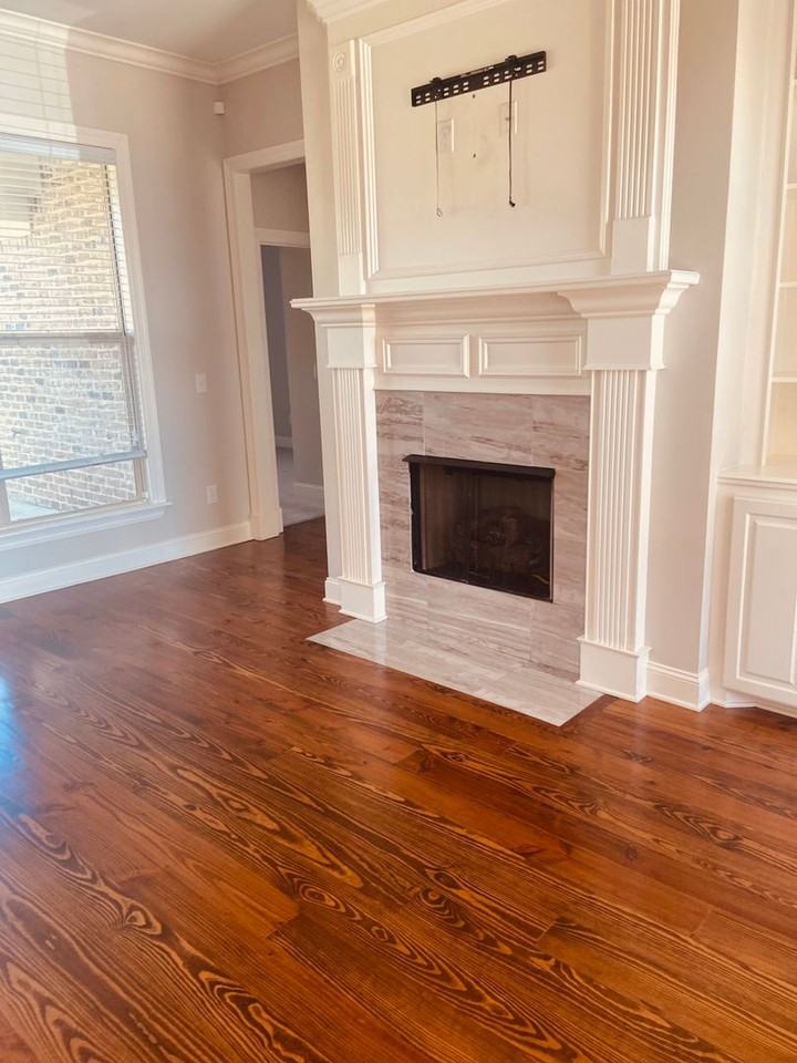 220 Buttonwood Ln - Photo 3 of 14