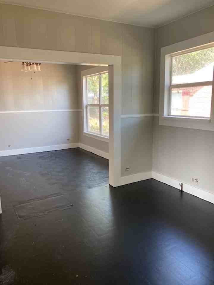 1711 Wisteria St - Photo 3 of 12