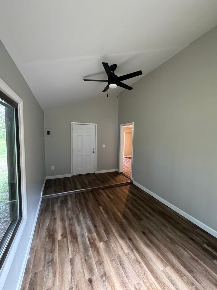 10523 Williamson Rd - Photo 3 of 22