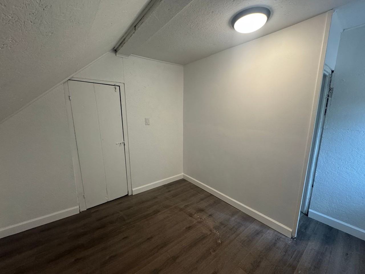 7547 E Lake St - Photo 6 of 16