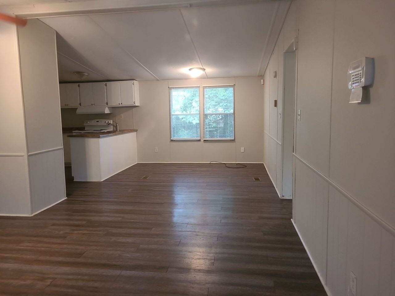 1029B Grays Dr - Photo 5 of 23