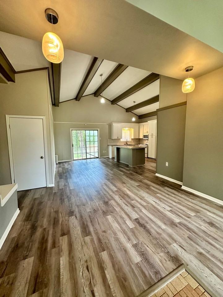 3456 Lanell Ln - Photo 4 of 13