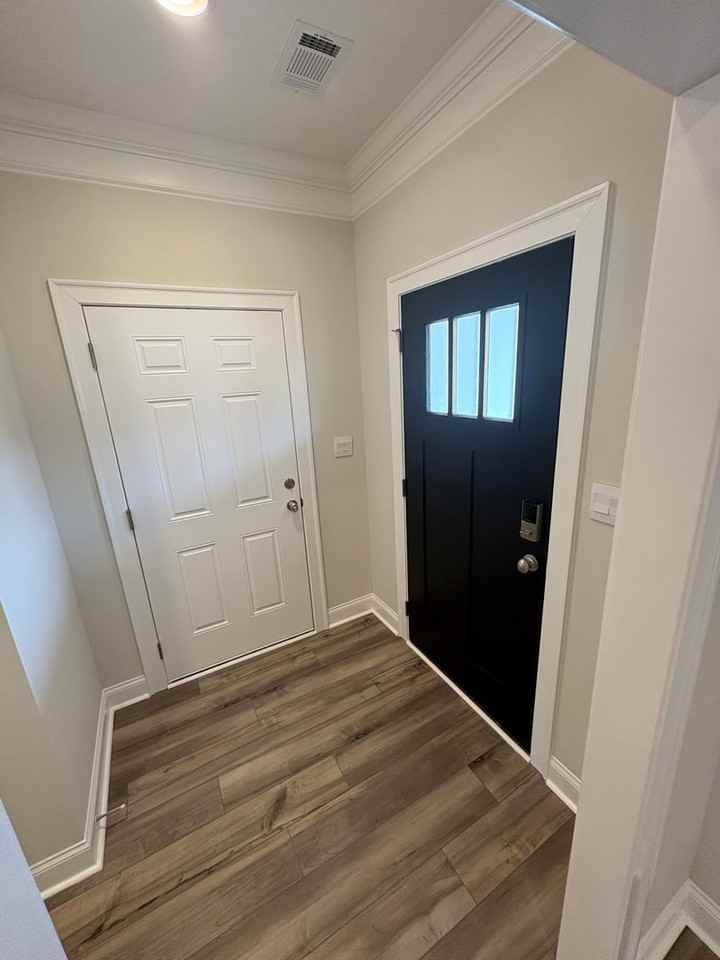 103 Alva Dr - Photo 3 of 17