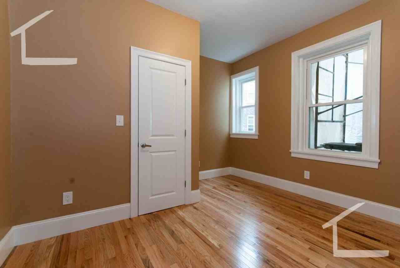 13 Lothian Rd - Photo 5 of 11