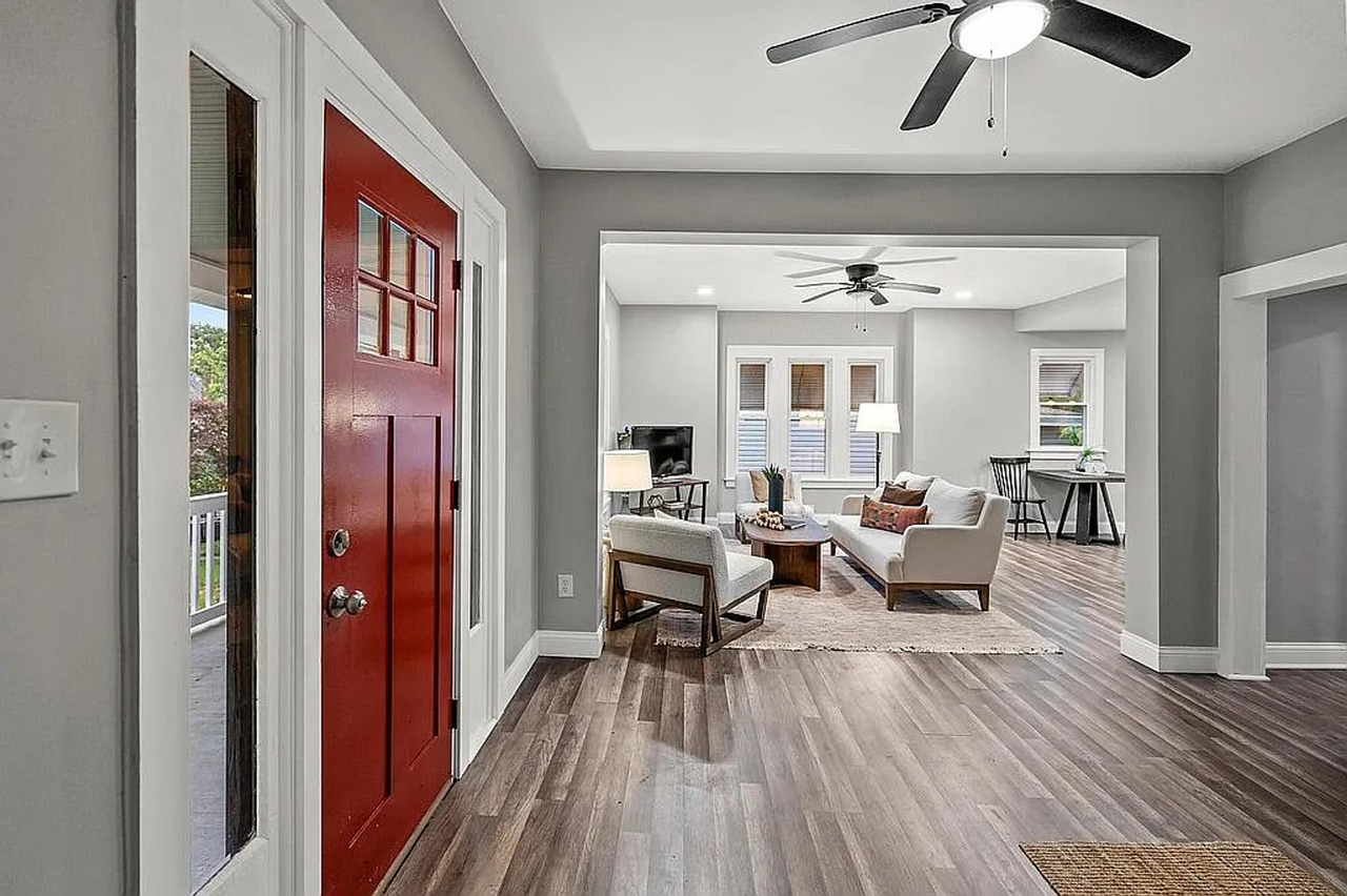 5811 Bramble Avenue - Photo 2 of 43