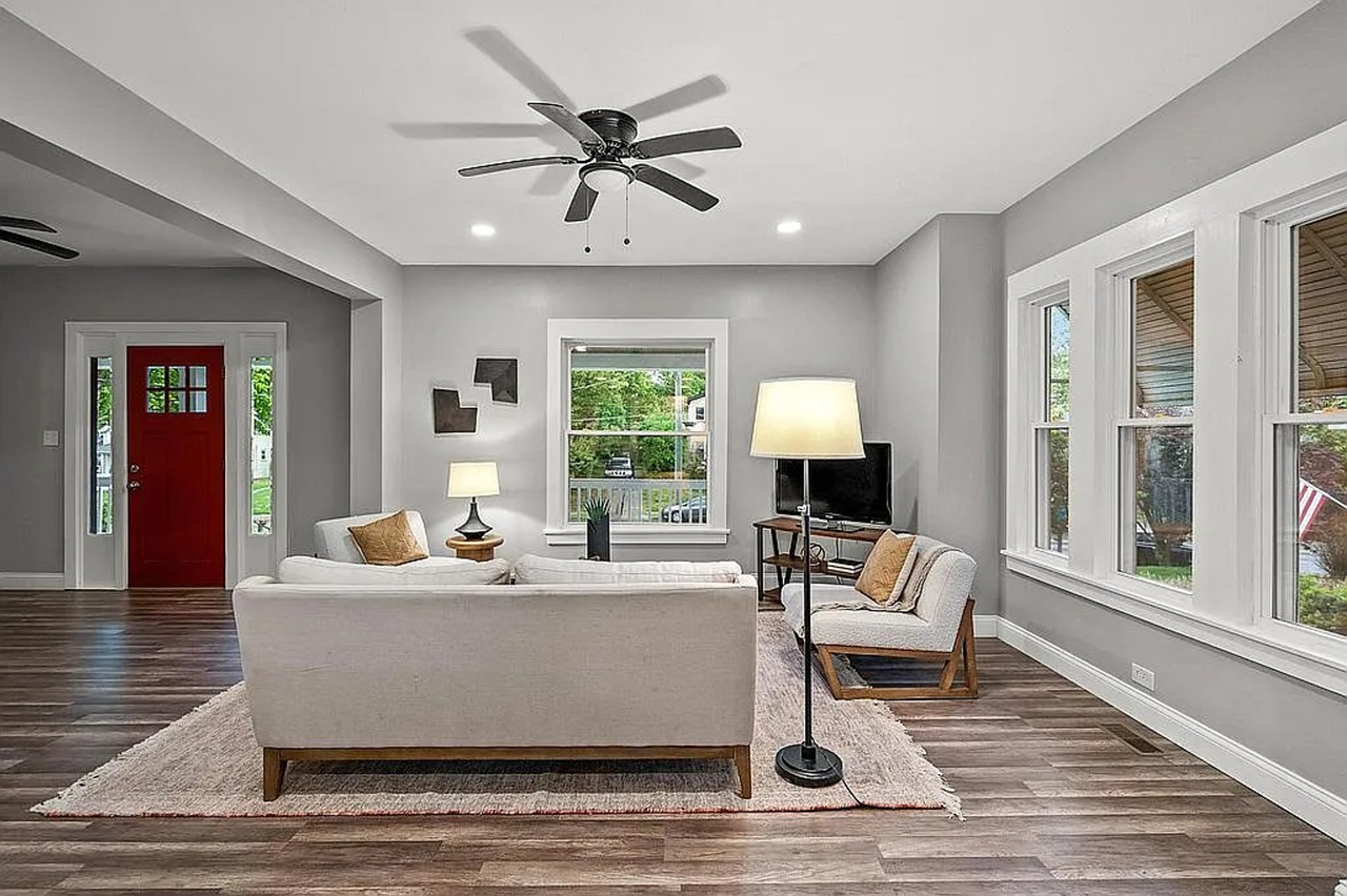 5811 Bramble Avenue - Photo 6 of 43