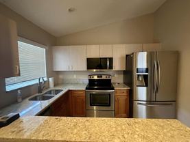 300 Ne 42nd St - Photo 1 of 1