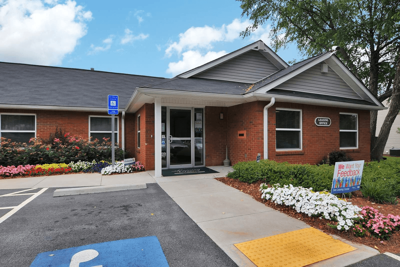 Villas at Lakewood Apartment Homes - Photo 2 of 12