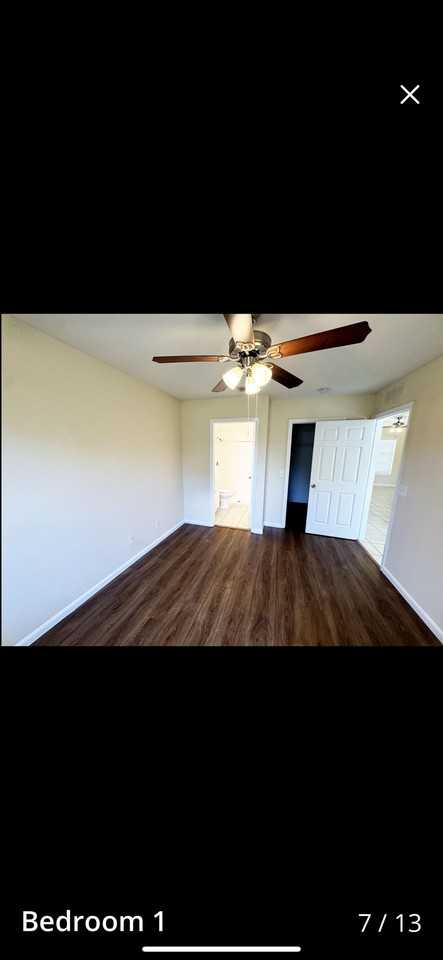 6682 Fourth St - Photo 3 of 13