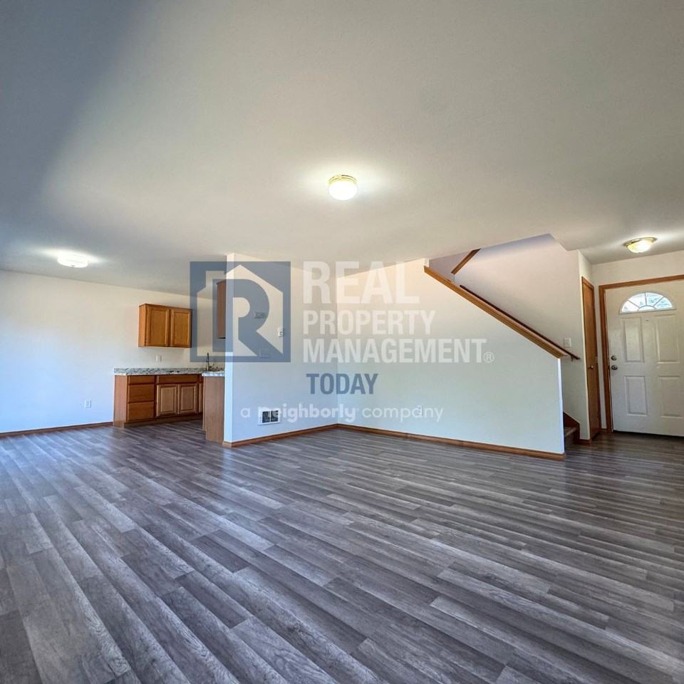 427 175th St S - Photo 4 of 10