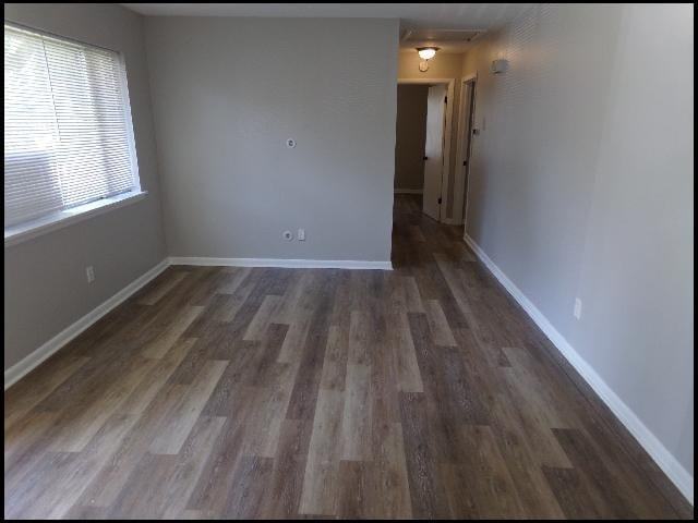 1112 Hickman St - Photo 5 of 10