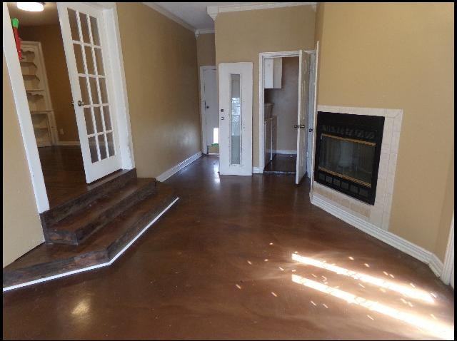 1217 Look St - Photo 5 of 10