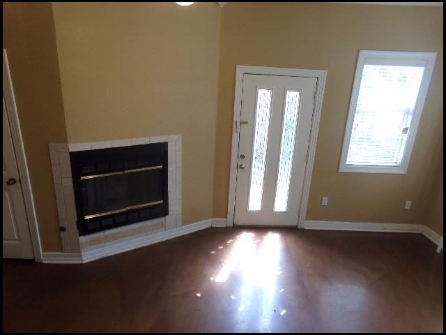 1217 Look St - Photo 6 of 10