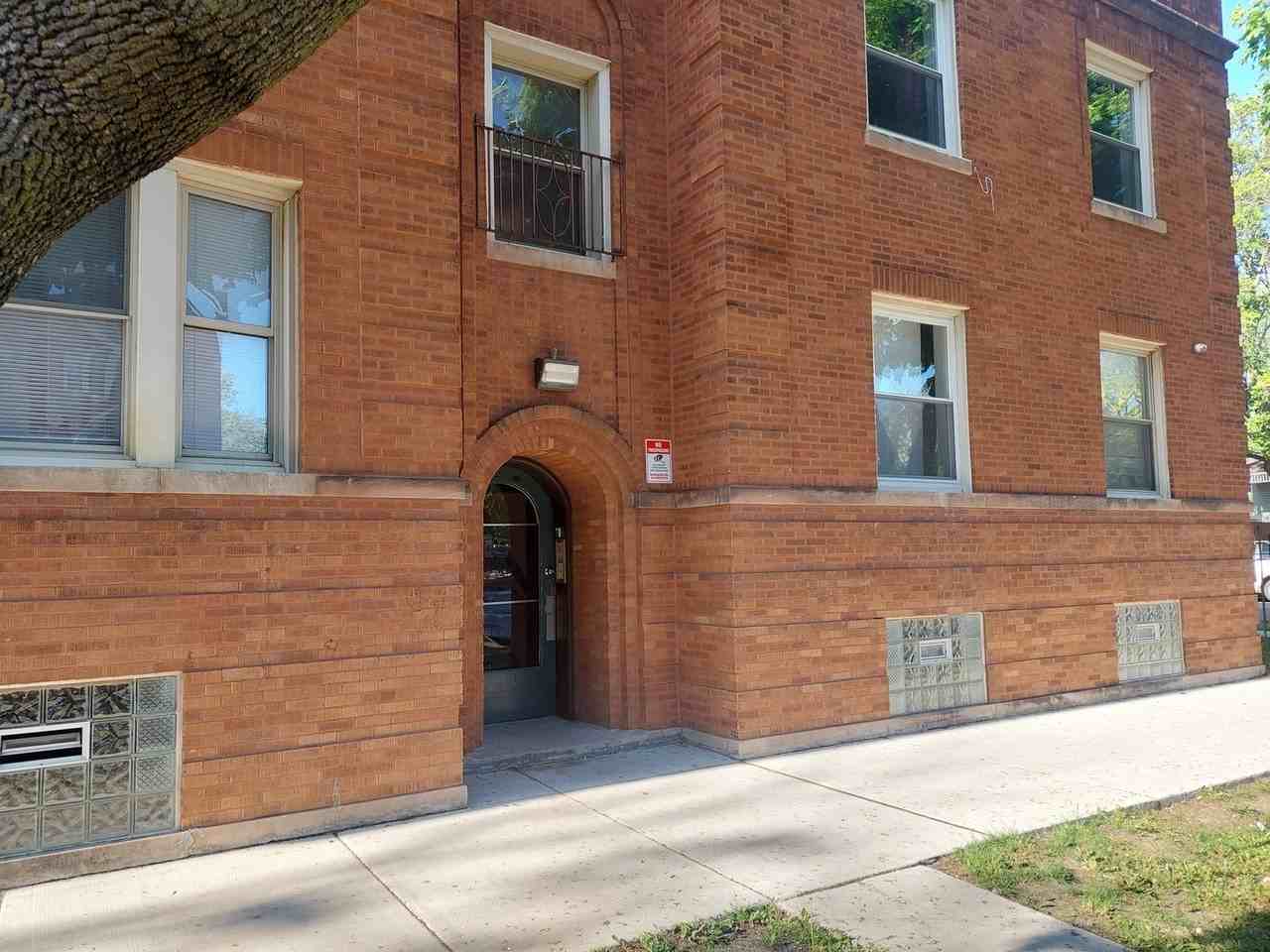 3112 W 64th St ##2 - Photo 2 of 18