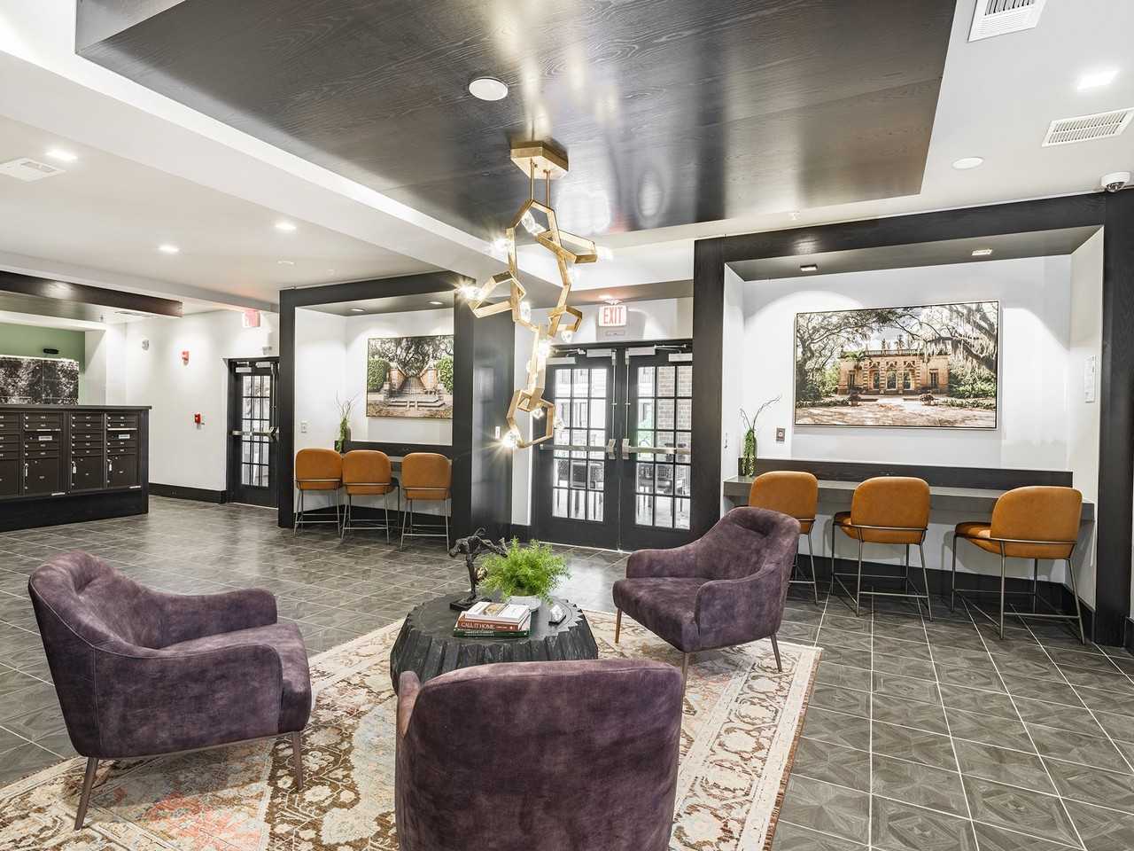 Capital Collective Luxury Apartments - Photo 6 of 45