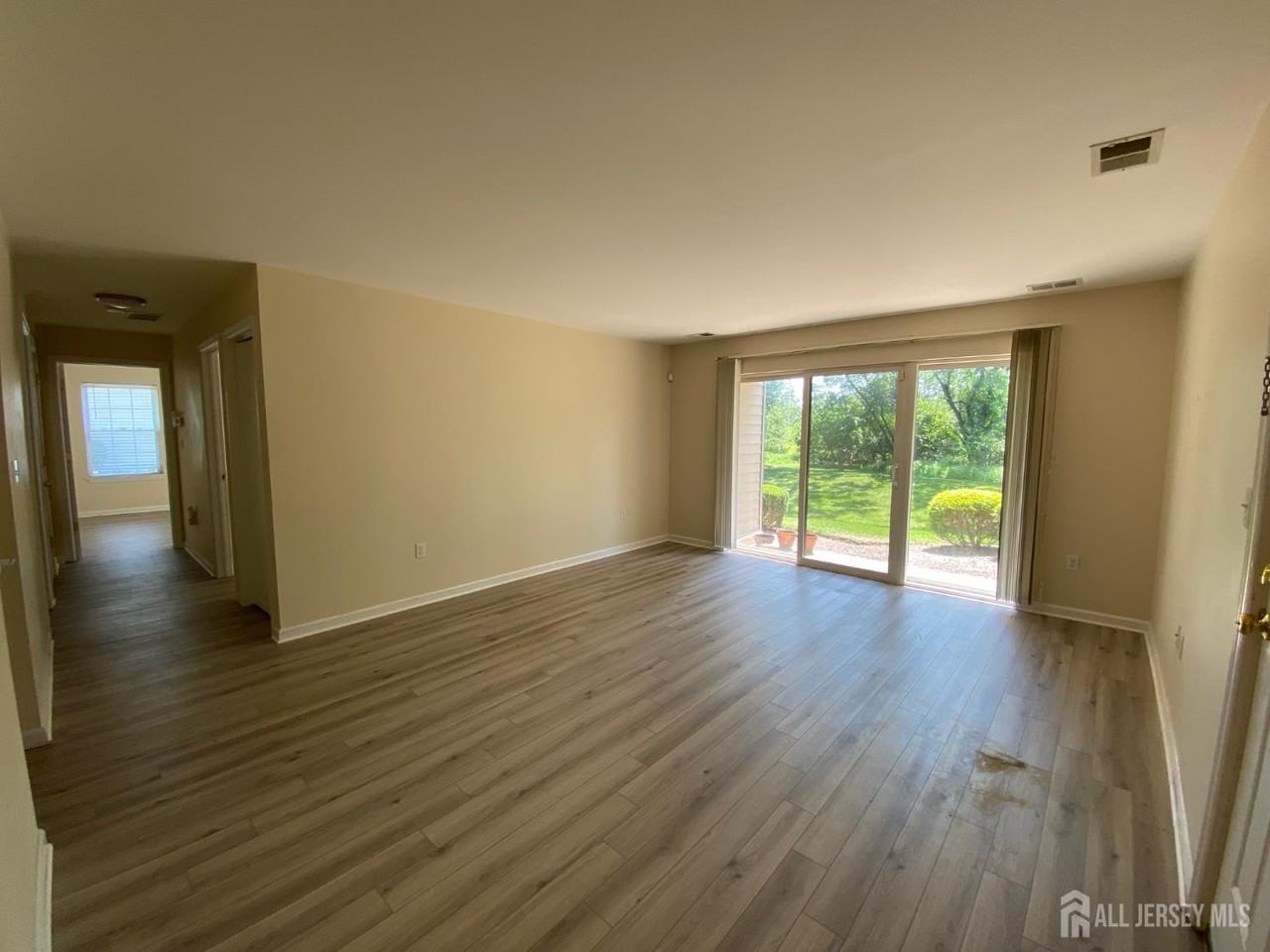 50 Fisher Dr - Photo 5 of 21