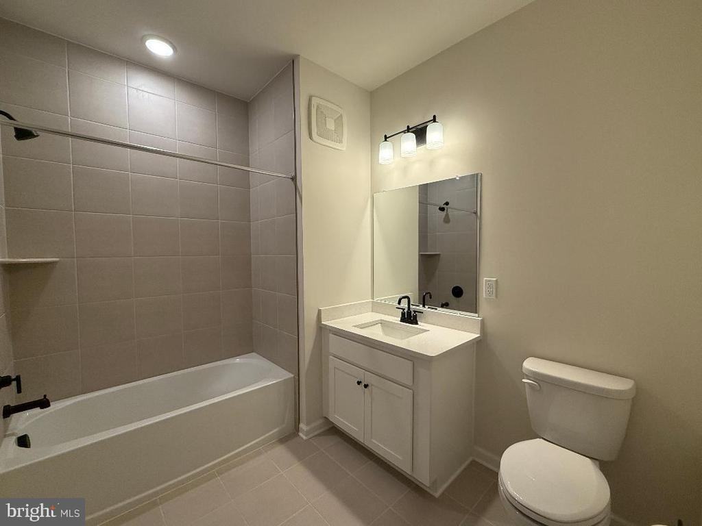 1 Culvert Dr ##408 - Photo 5 of 7