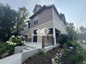 2200 Fremont Ave S - Photo 1 of 1