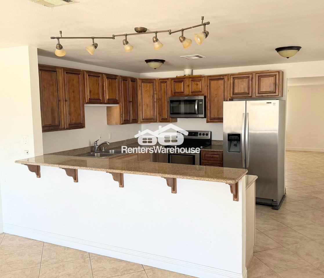 4530 Garden Pl - Photo 3 of 8