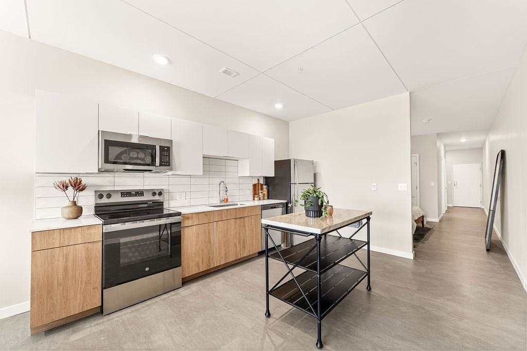 The Dial - Photo 4 of 50