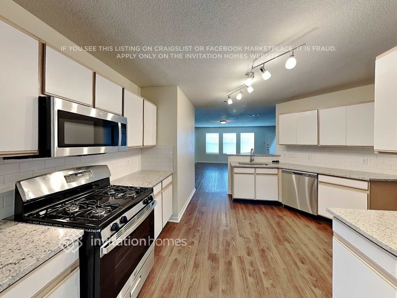 1818 Day Lily Way - Photo 5 of 20