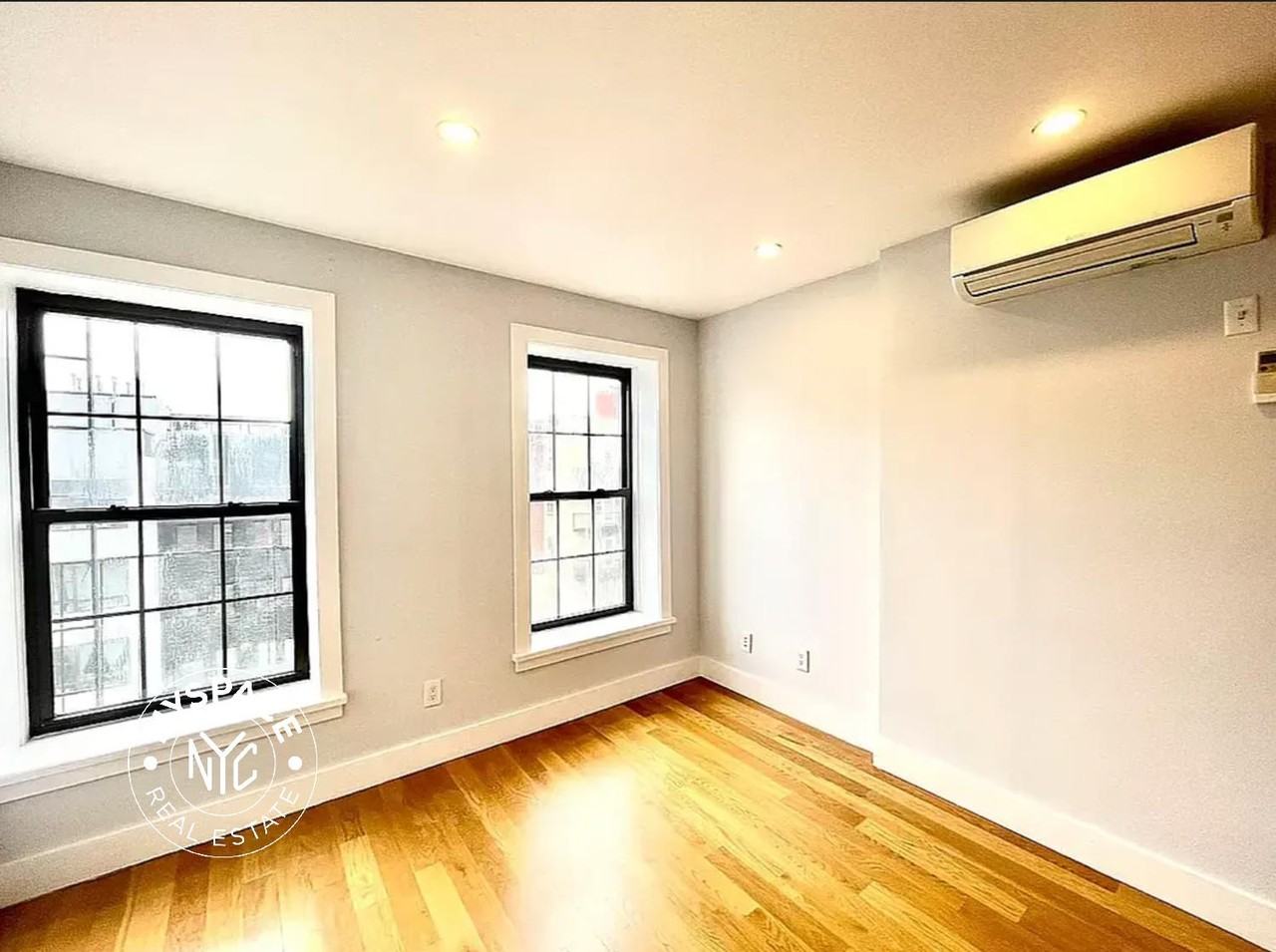 11A Spencer Pl #4 - Photo 7 of 15