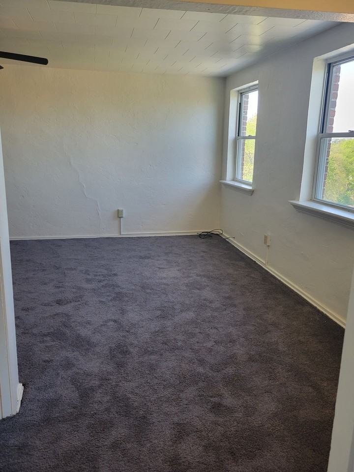 Garden Villa Apartments - Photo 2 of 27