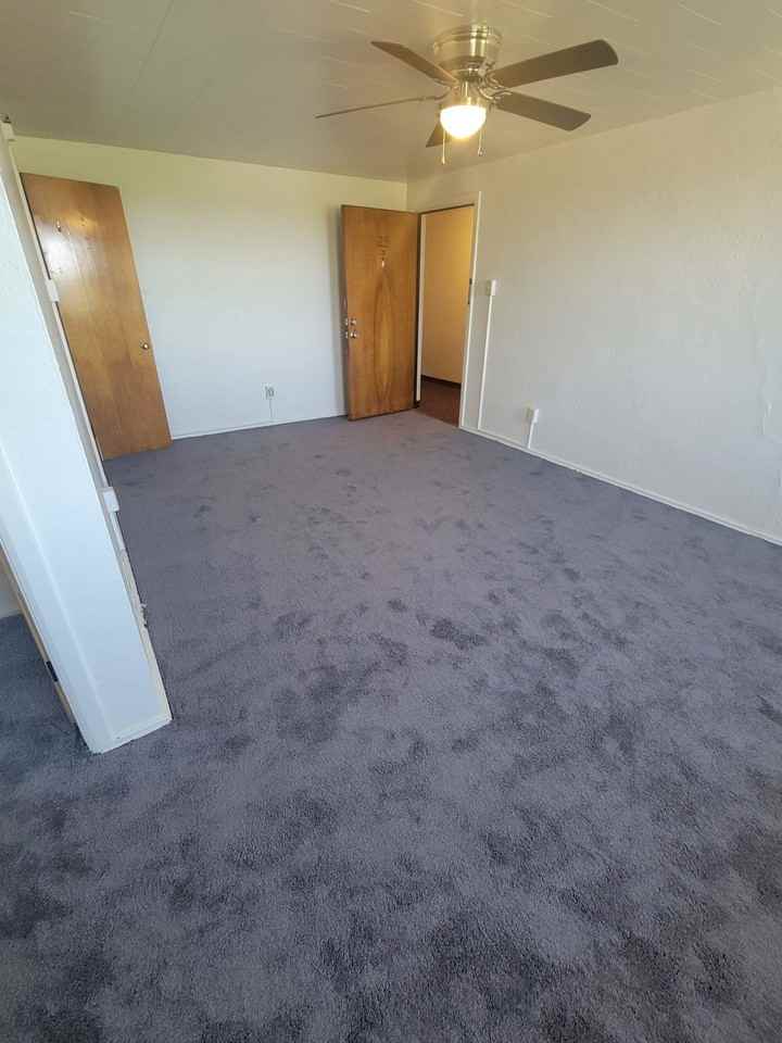 Garden Villa Apartments - Photo 6 of 27