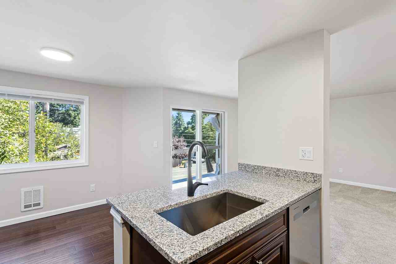 Heron View Apartment Homes - Photo 4 of 50