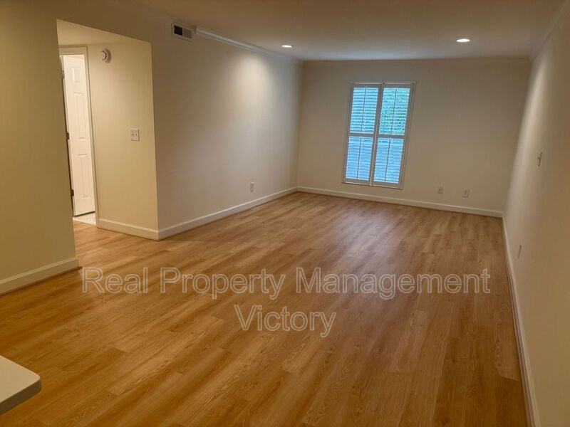 157 Old Montgomery Hwy Apt A - Photo 5 of 13