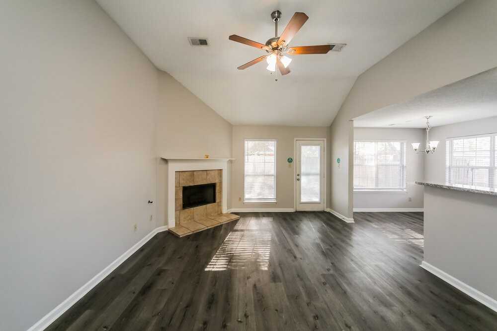165 Garden View Dr - Photo 5 of 16