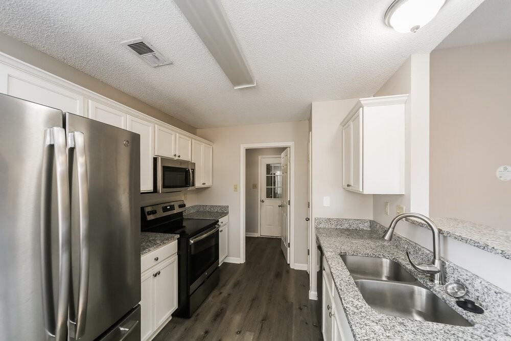 165 Garden View Dr - Photo 7 of 16